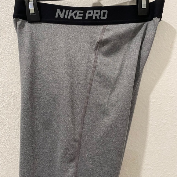 Nike Pro Women's Training Leggings size M Dri-Fit Tight Fit Full Length Legging - Picture 12 of 12